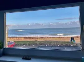 Stonehaven Scotland -Sea front location -Sea views