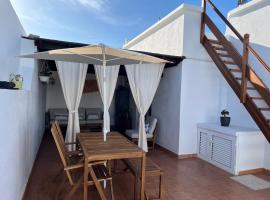 Casa Mar Azul., hotel i Tinajo