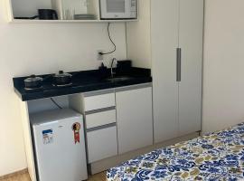 Hospedaria Cumbuco - Kitnets Completas، فندق في كاوكايا