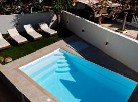 Sealena Villa Malia with private swimming pool, hotel i Malia