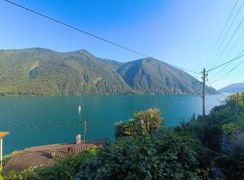 Casetta vista lago con giardino Gandria, holiday home in Gandria