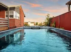 Cruickshank Retreat I Spa and Dip Pool