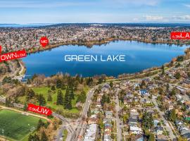 Green Lake 1st Line Home D Full Modern Remodeled, hytte i Seattle