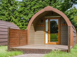 Missing Link Glamping, resort em East Grinstead