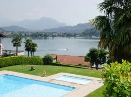 FLAT 33 - Pool, Park, Tennis