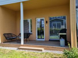 own sauna, barbeque and backyard, free parking: Tampere şehrinde bir daire