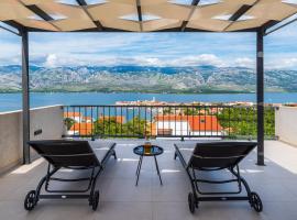 Infinity Dalmatia Apartments، فندق في فينجيراك