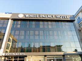 White Life Palace Hotel, hotel en Kucukcekmece, Estambul