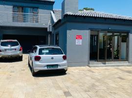 Airport Imperial Guest House, hotel with parking in Kempton Park