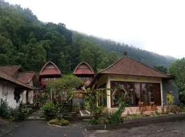 Baruna Cottages