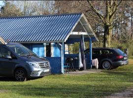 6 personers hytte på Tarm camping, hotel v destinaci Tarm