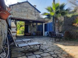 Casa Rural Cabo de Aráns, séjour à la campagne à Oroso