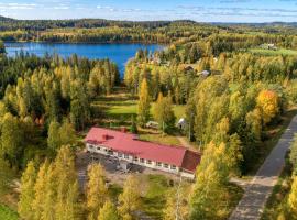 Summer Home, hotel dengan parking di Muuruvesi