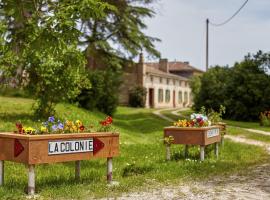 La Colonie St Joseph - Gîtes pour 4 de charme, hotel v destinaci Labastide-Savès