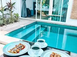 Private Pool Cabanas AC - Angam Villas Hikkaduwa, отель в Хиккадуве