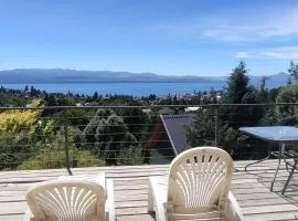 Casa con Increíble Vista al Lago (Michay)