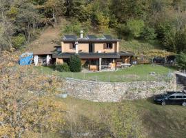Casa Bubeck, cabaña o casa de campo en Cavagnago