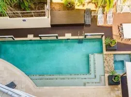 Coastal Bliss - 3BR Unit Overlooking Kings Beach
