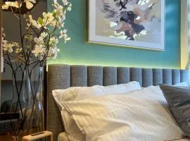 SMDC Fame Residence luxurious family suite condo near mrt