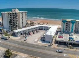 Beach House Inn - Beach Access Open