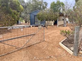 Cosy Cottage in Geraldton - "Moresby Rest", holiday rental in Bluff Point