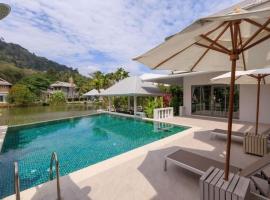 Lakeview Pool Villa Near Beautiful Beach VCS1, üdülőház Phuketben