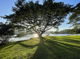 Mountbatten's Officers mess Kandy，位于康提的酒店