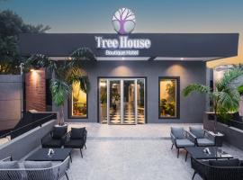 Tree House Boutique Hotel, hotell i nærheten av Nnamdi Asikiwe internasjonale lufthavn - ABV i Abuja