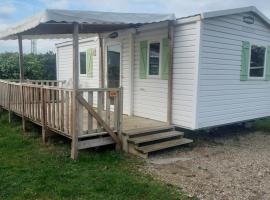Mobile home proche Europapark et rulantica proche allemagne: Boofzheim şehrinde bir otel