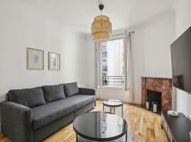 667 Suite Clement - Apartment near Paris, pet-friendly hotel in Vincennes