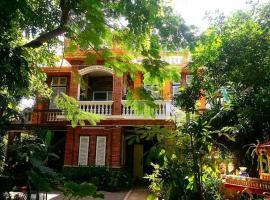 Brightness Villa (Private Home Stay)、Phumĭ Poŭthĭ Mâ Sreiのコテージ