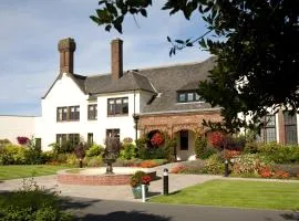 Western House Hotel At Ayr Racecourse