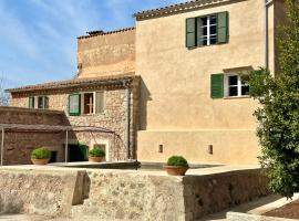 Sa Sinia - Finca rural at the heart of Tramuntana, hotel en Valldemossa