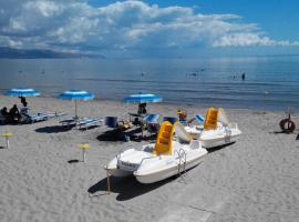 Camping Tellina, glamping site in Manfredonia