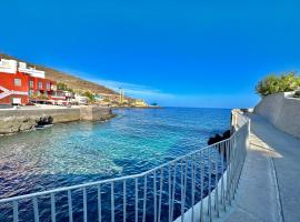 Las Caletas Beach House – hotel w mieście Candelaria