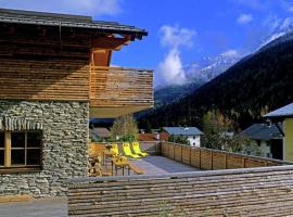 Chalet Alpinum, hotel sa Sankt Anton am Arlberg