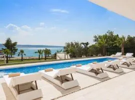 Exclusive Villa Calma I - heated pool&spa sea view