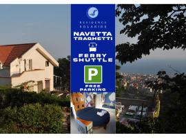 RESIDENCE SOLARIDE apartments, FREE PRIVATE PARKING WITH VIDEOSURVELLIANCE and SHUTTLE SERVICE, hotel in Salerno