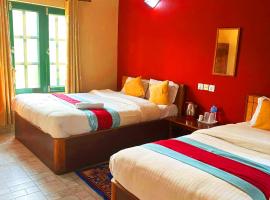 Horizon Home - Sauraha's Premier Hospitality: Where Every Stay Tells a Tale, soodne hotell sihtkohas Sauraha