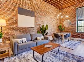 West End Loft - Downtown 5 min walk to River St, hotel v destinaci Savannah
