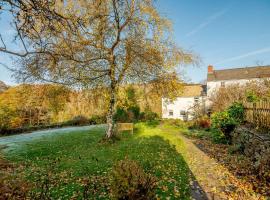 2 Bed in Llangynidr BN052, hotell sihtkohas Llangynidr