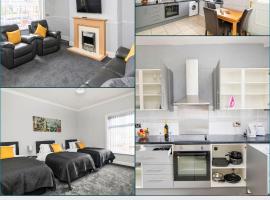 Ainsworth House Serviced Accommodation, vacation rental in Bolton