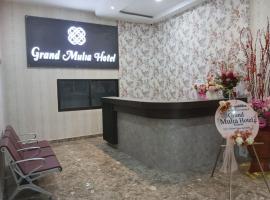 Grand Mulia Hotel Kisaran: Kisaran şehrinde bir otel