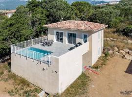 Casa Chjara 10 pers piscine privée San Cipriano, maison de vacances à Lecci
