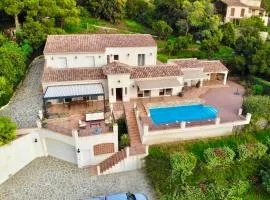 Maison de 5 chambres a Rayol Canadel sur Mer a 250 m de la plage avec piscine privee et wifi