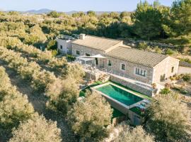 Villa Can Caluix 268 by Mallorca Charme, hotel v destinácii Sineu