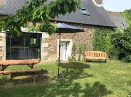 Charmante maison en pierre - Entre terre et mer