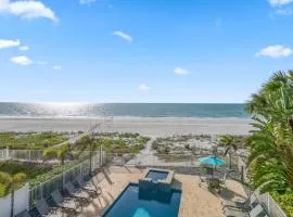 Four Shores Unit 3 Gulf Condo Direct Gulf with Pool and Spa