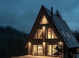 Lagom Lodge，位于Izvoare的酒店