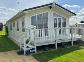 40A Oak Village- 2 Bedroom Lodge on Grange Leisure Park